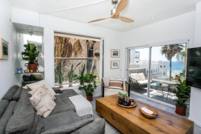 Prime Location 2BR Beach Flat